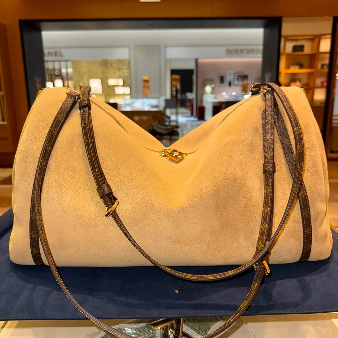 Louis Vuitton Express Pm Bag – Exclusive