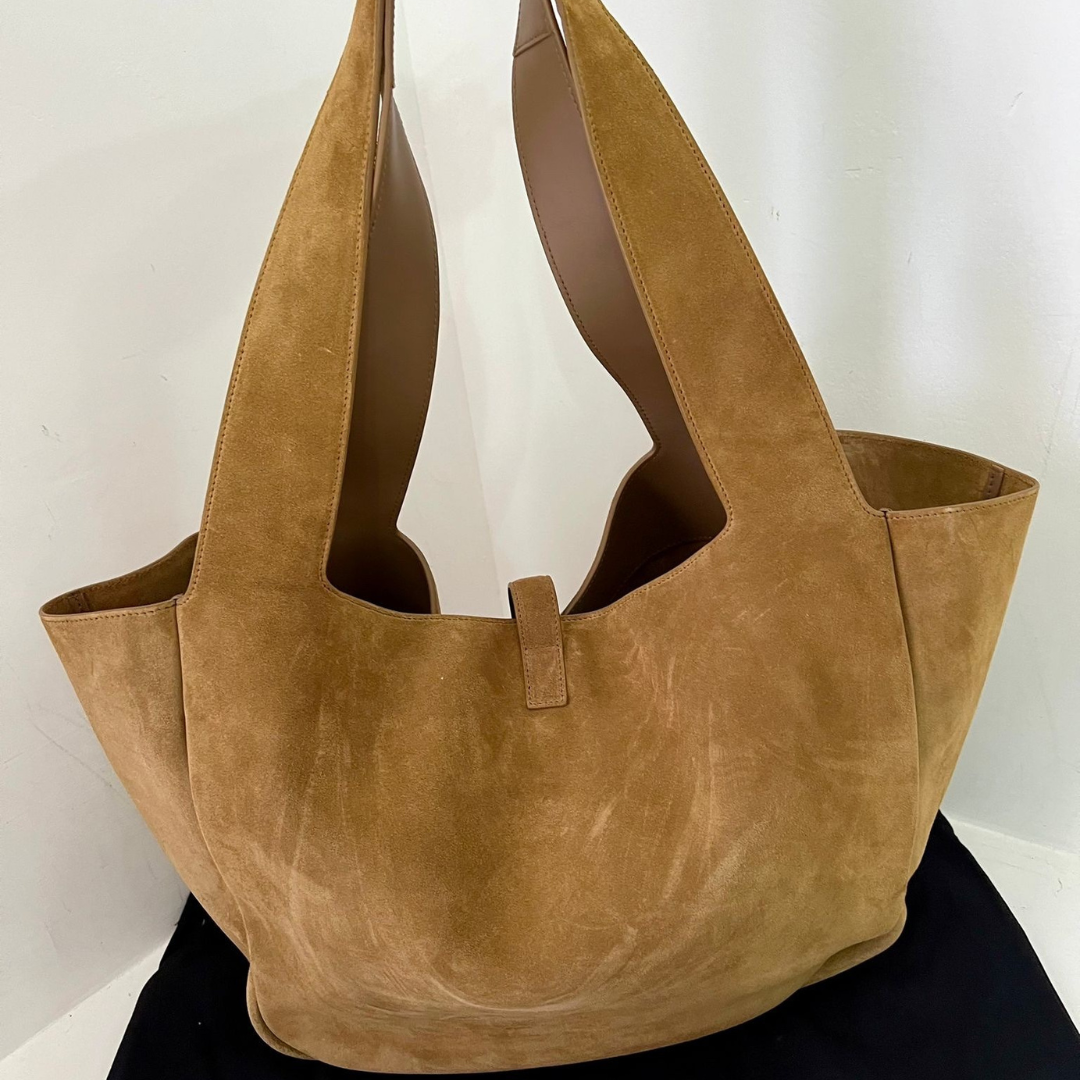 Saint Laurent Le 5 À 7 Bea Suede Bag – Exclusive