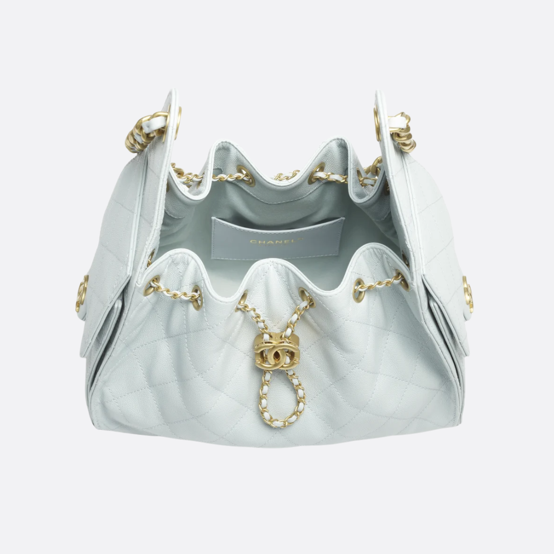 Chanel: Small 25 Bag