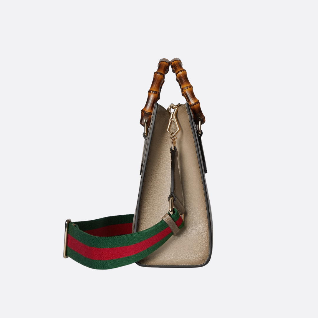 Gucci: Medium Diana Shopping Bag