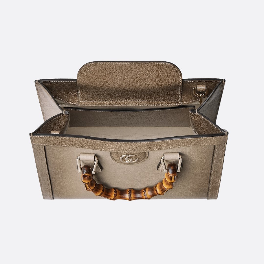 Gucci: Medium Diana Shopping Bag