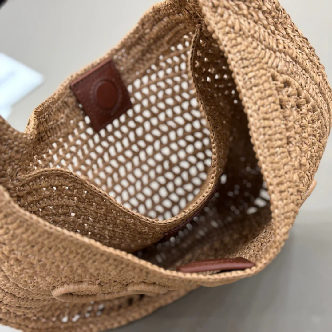 Chloé Summer Raffia Banana Bag – Exclusive