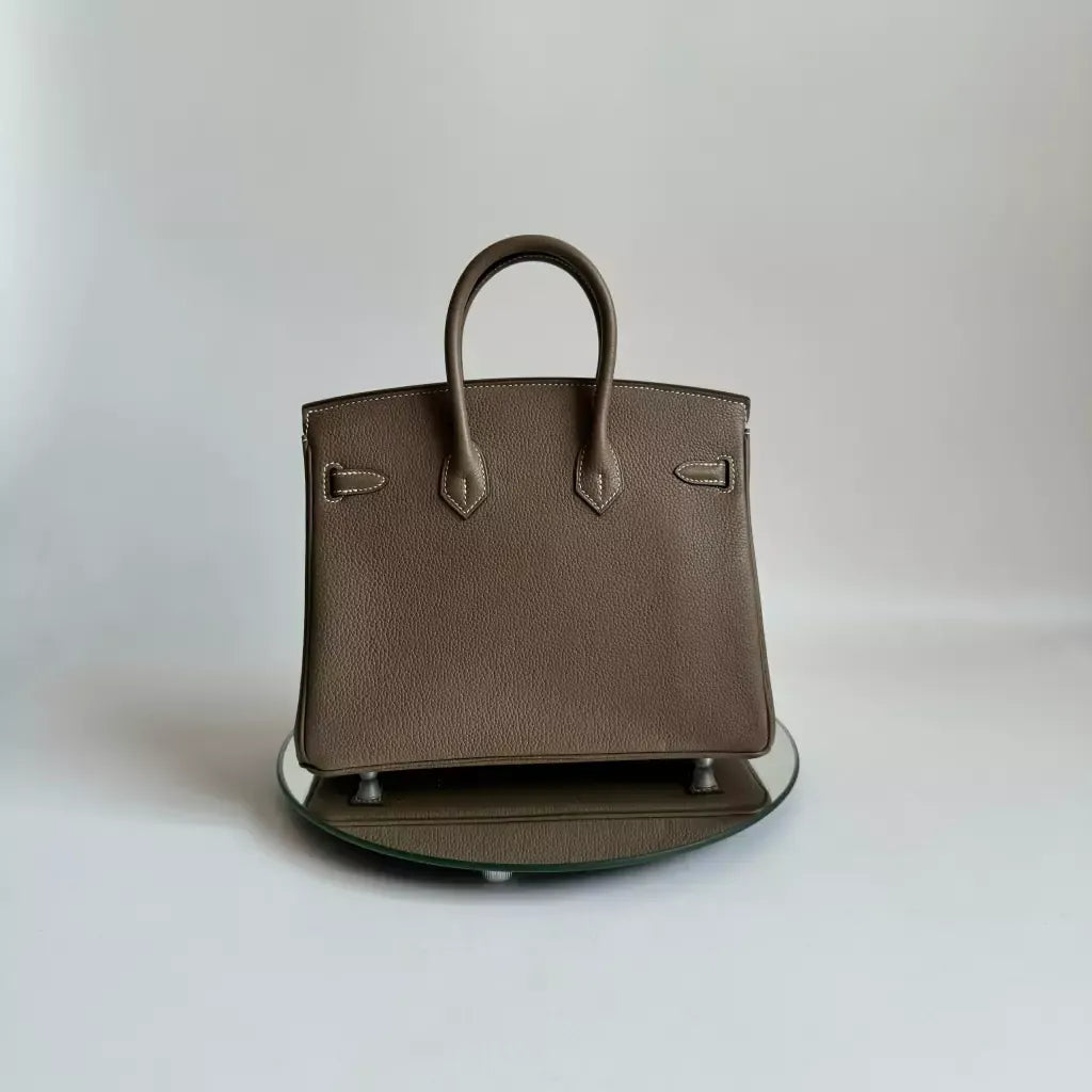 Hermès Birkin 25 Hss Bag In Chalk / Dove Grey Togo Leather – Exclusive