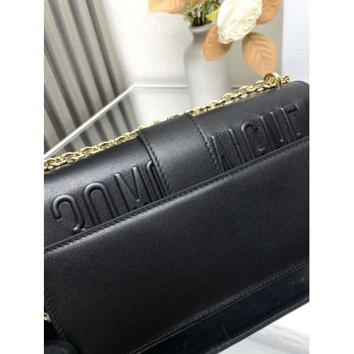 Dior 30 Montaigne East-west Bag & Chain