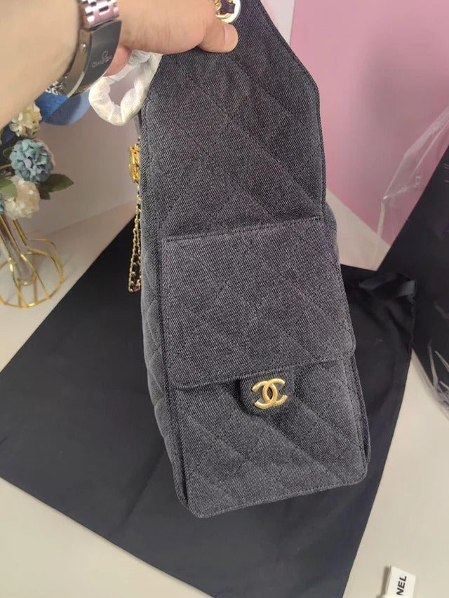 Chanel 25 Medium Shoulder Bag – Exclusive