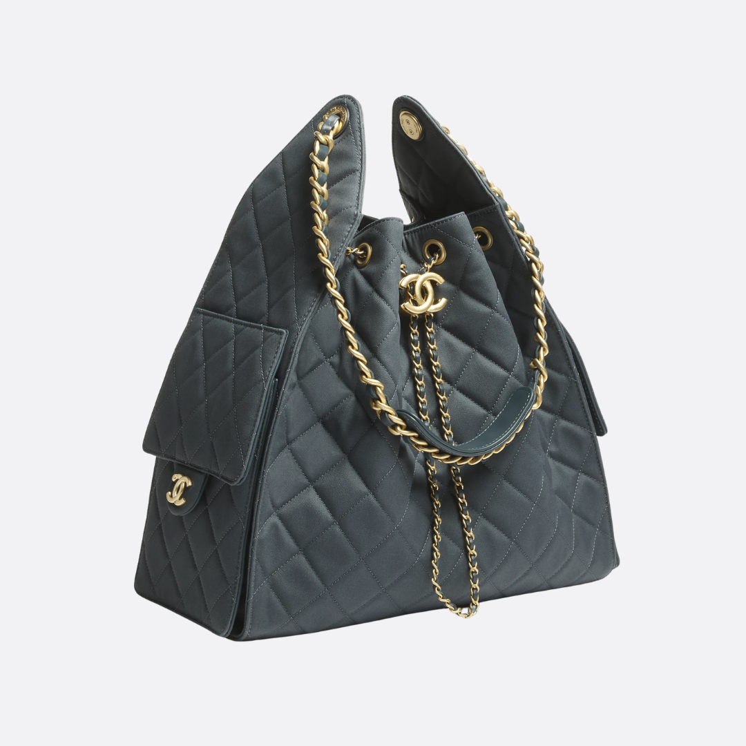 Chanel 25 Medium Shoulder Bag – Exclusive