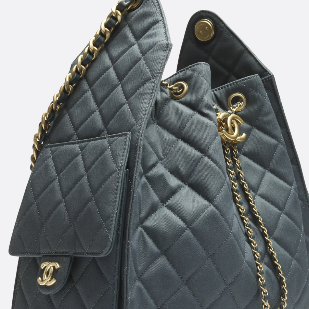 Chanel 25 Medium Shoulder Bag – Exclusive