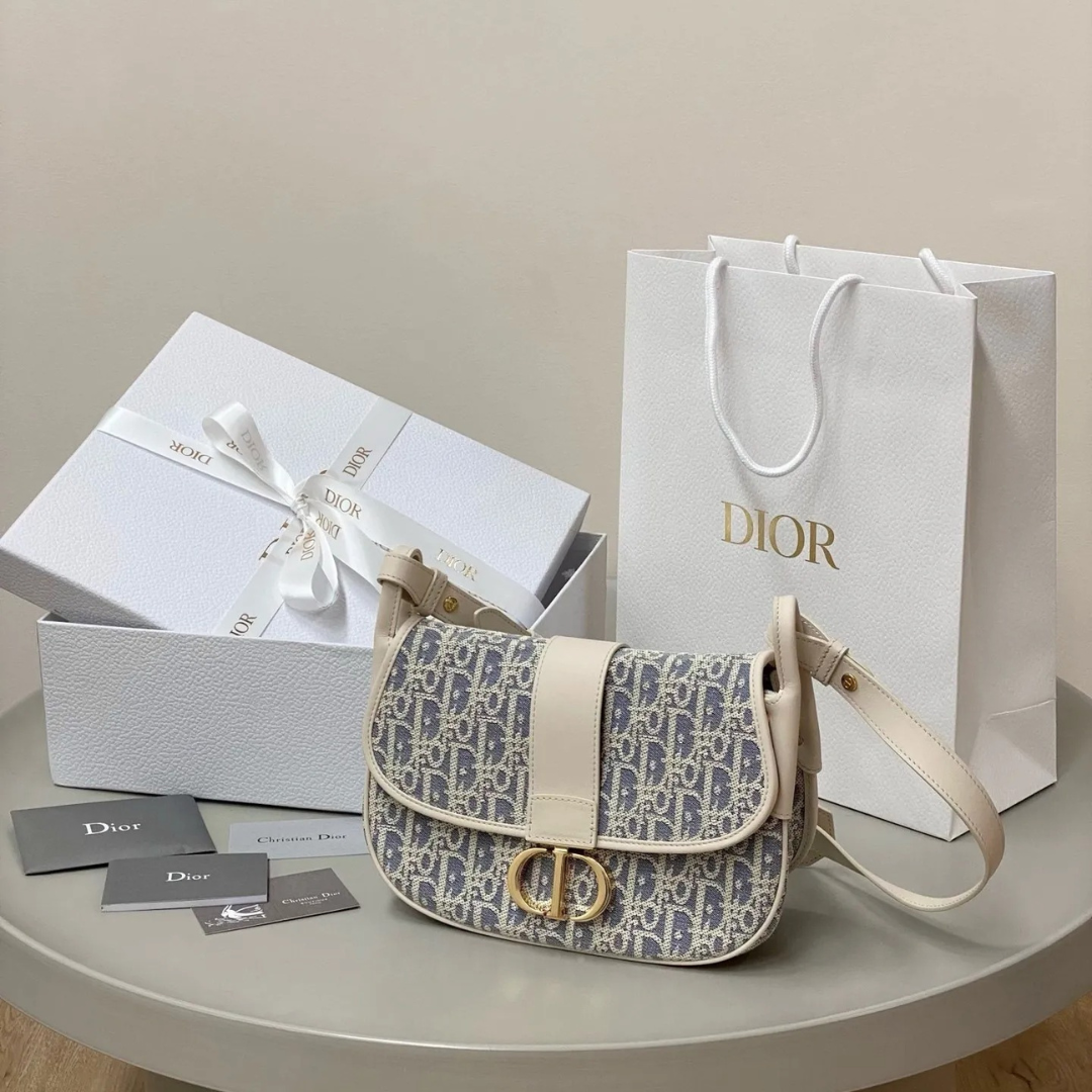 Dior 30 Montaigne Bag – Medium