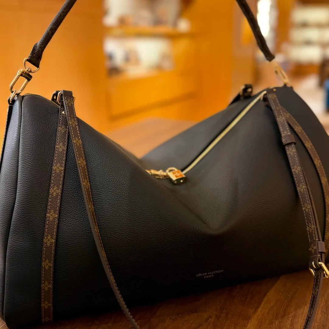Louis Vuitton Express Pm Bag – Exclusive