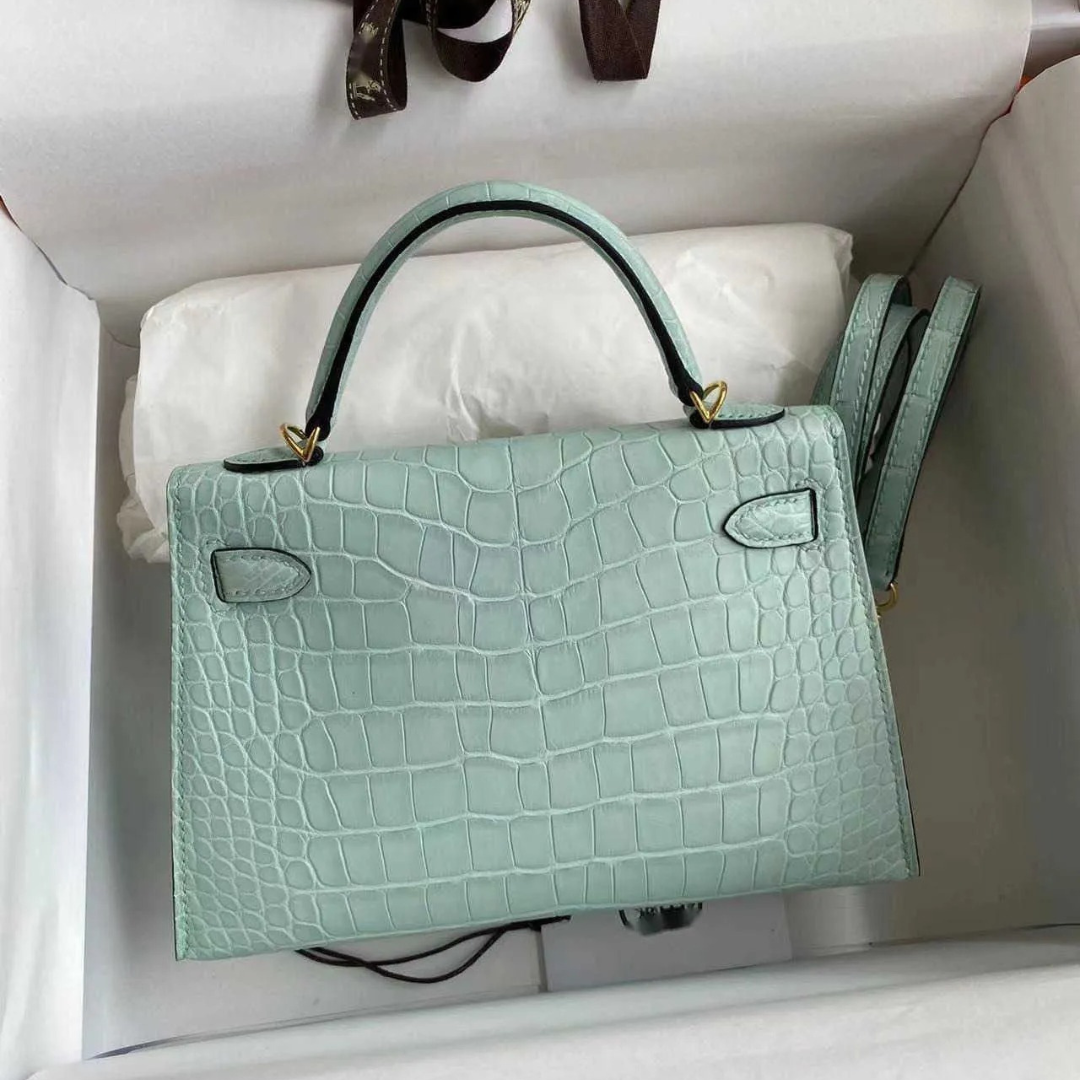 Hermès Kelly 28: Matte Alligator Leather Vert D’eau (reversed Stitches)