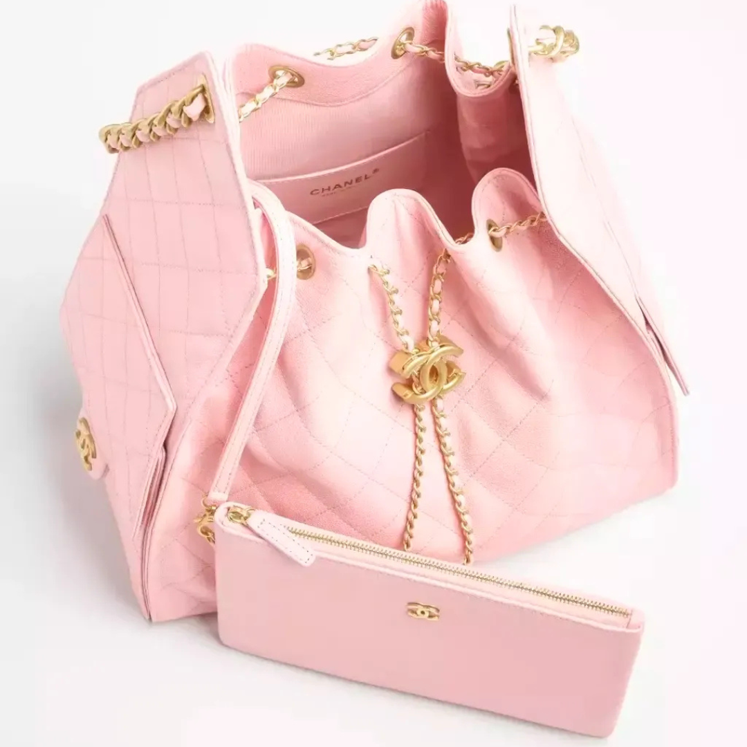 Chanel 25 Medium-sized Bag – Exclusive