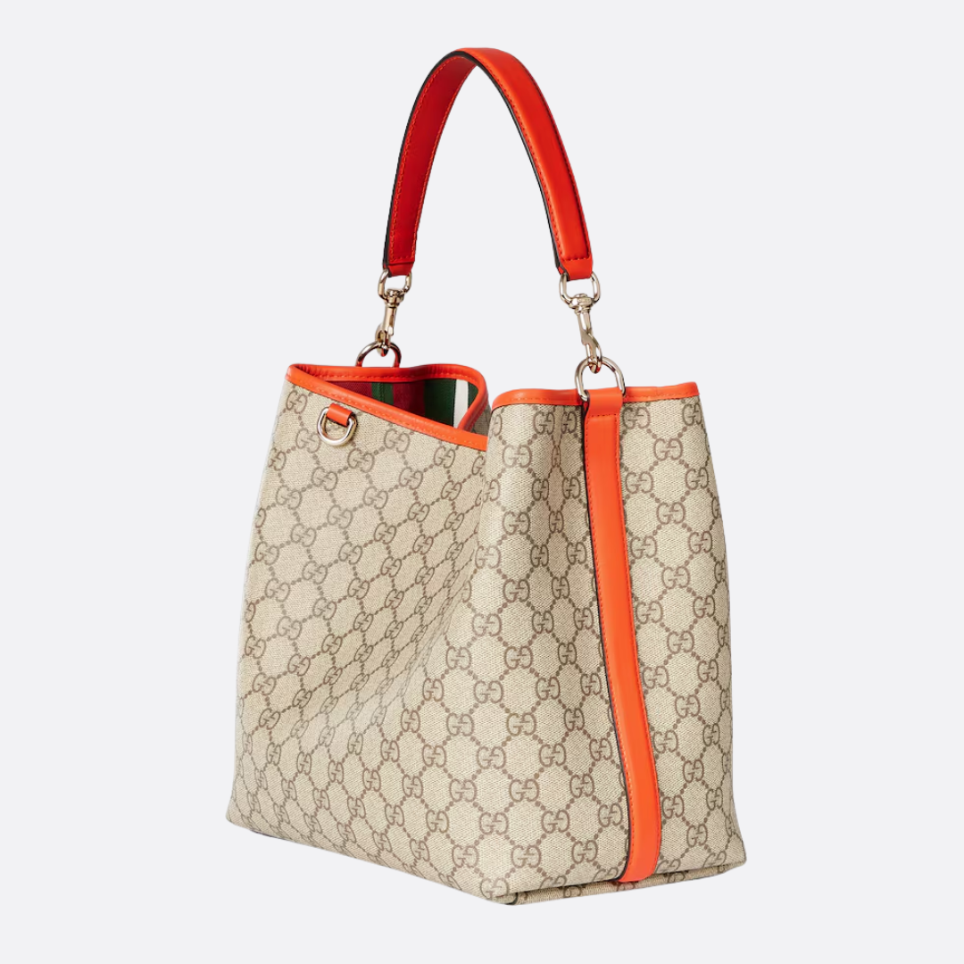 Gucci: Medium Bucket Bag & Gg Emblem