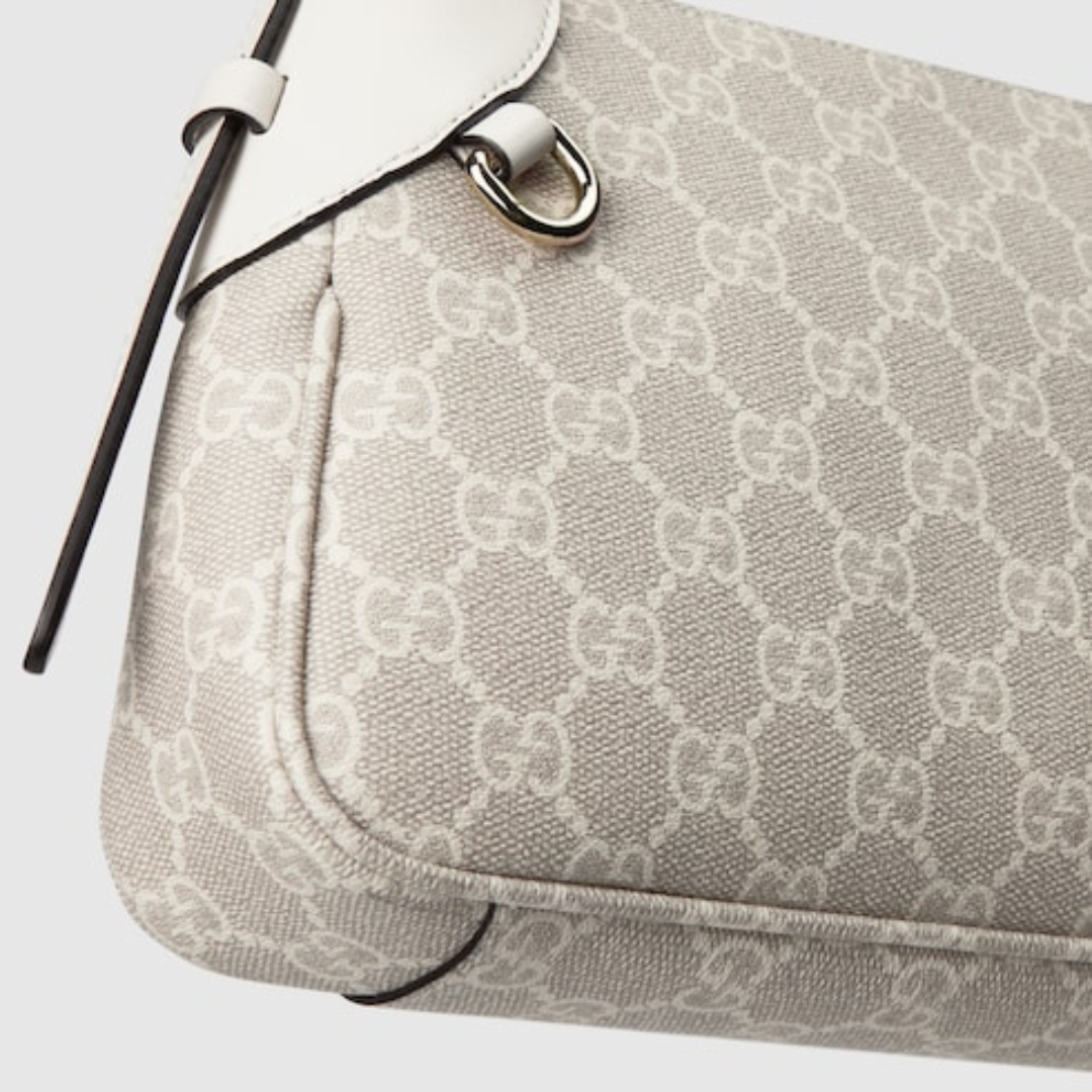 Gucci: Small Shoulder Bag & Gg Emblem