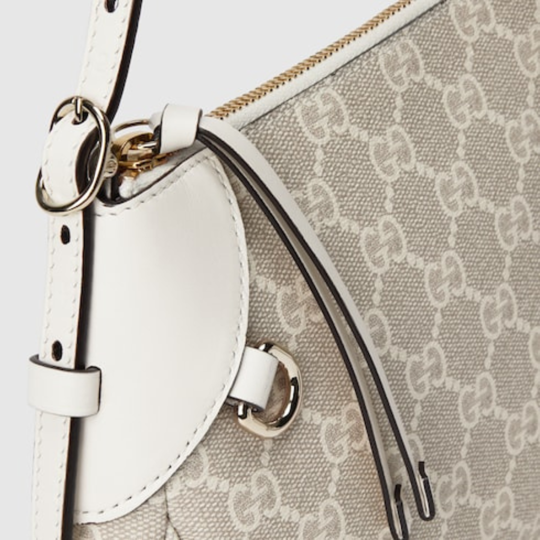 Gucci: Small Shoulder Bag & Gg Emblem