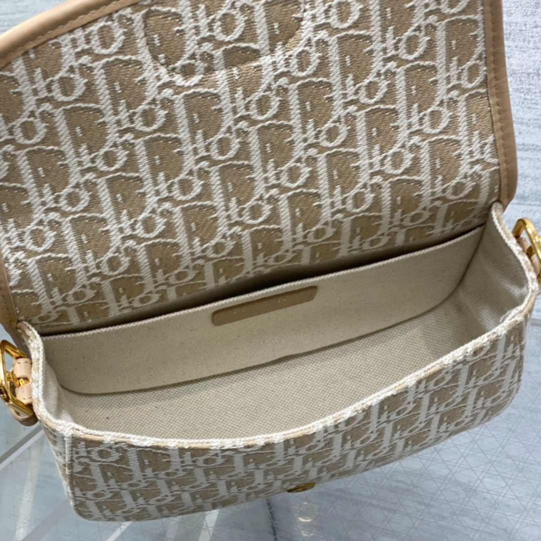 Dior Bobby Bag – Medium