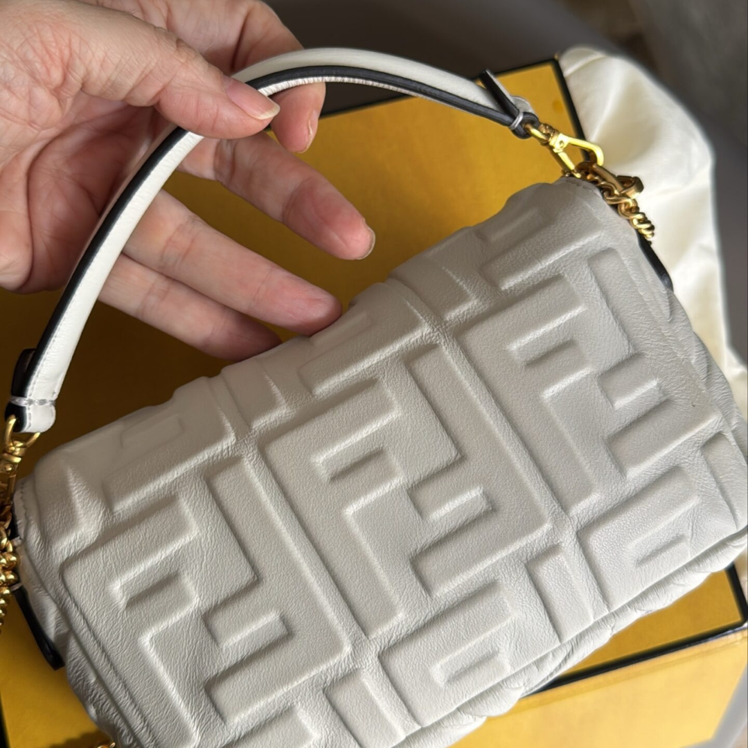 Fendi Shoulder Bag – Exclusive