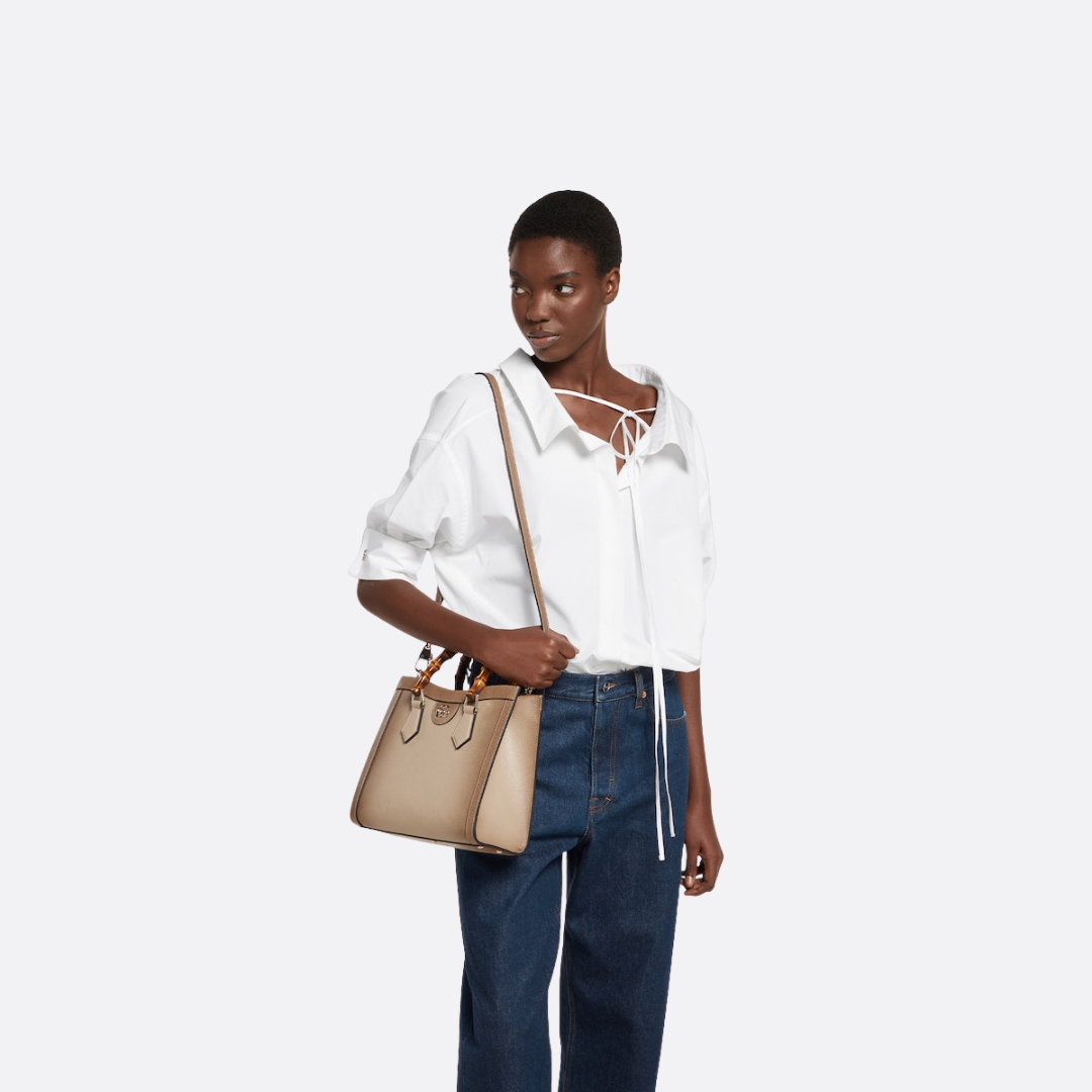Gucci: Medium Diana Shopping Bag