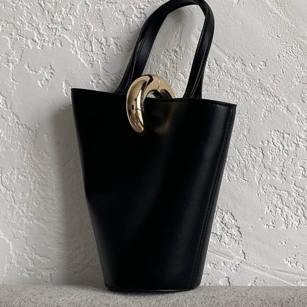Jacquemus Le Petit Bambola Leather Bag – Exclusive