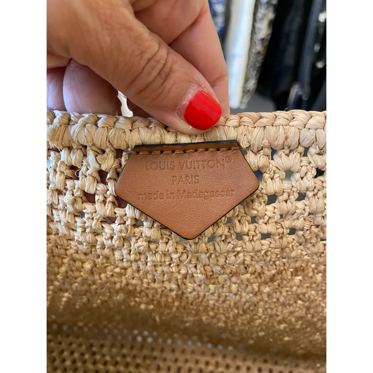 Louis Vuitton Onthego Mm Handbag In Raffia By The Pool