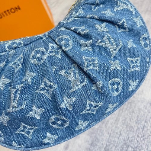 Louis Vuitton Handbag In Monogram Denim – Exclusive
