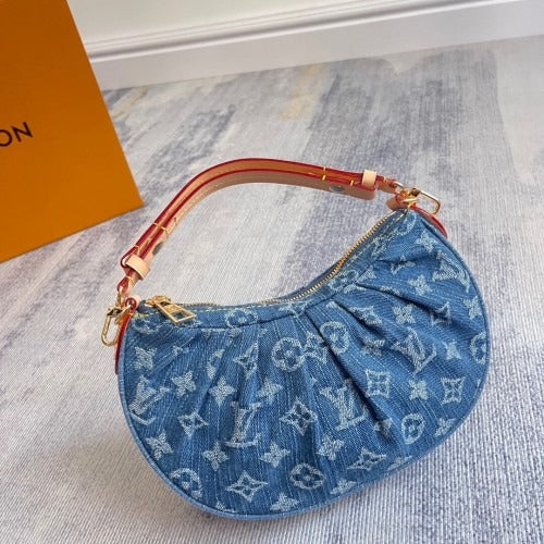 Louis Vuitton Handbag In Monogram Denim – Exclusive