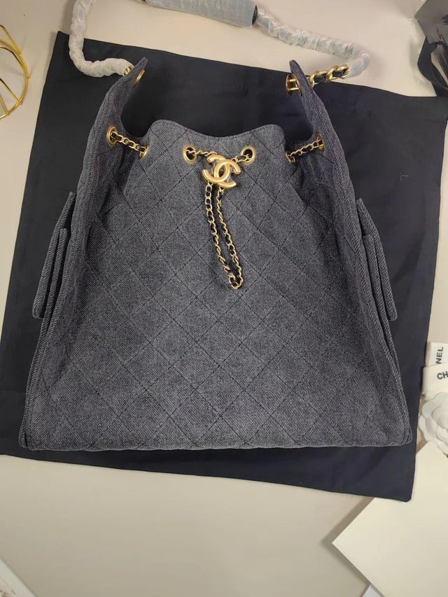 Chanel 25 Medium Shoulder Bag – Exclusive